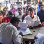 ফুঁসছে টলিউড ইন্ডাস্ট্রি, প্রতিবাদ জানিয়ে অনির্দিষ্টকালের জন্য শুটিং বন্ধ রাখার পথে ‘আর্টিস্ট ফোরাম’ ও ‘ফেডারেশন’